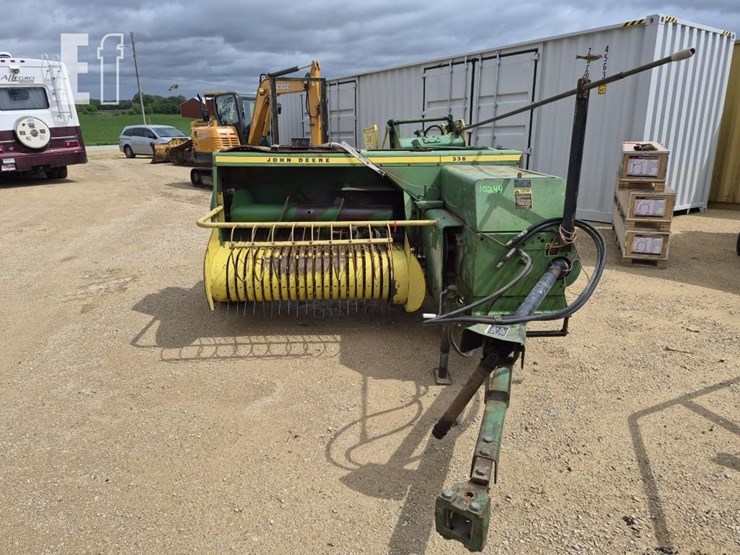 john-deere-336-image-5
