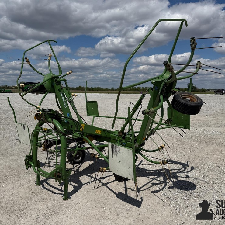 2001 Krone 3-Pt 4 Basket Tedder
