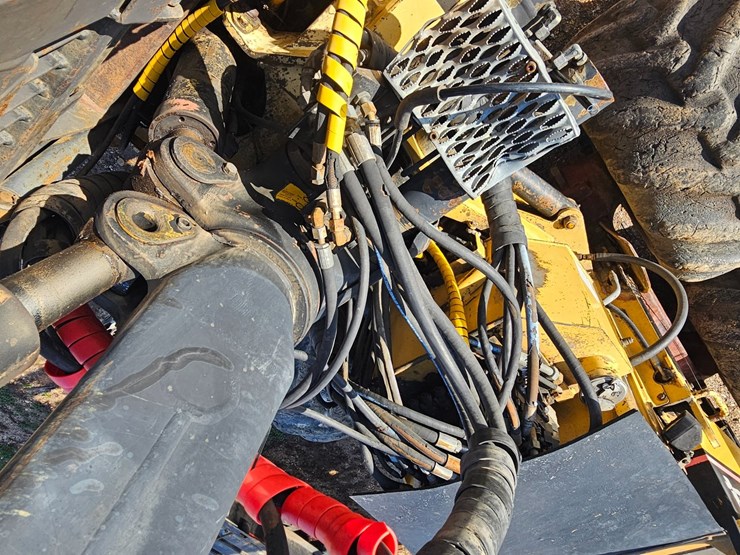 2000-caterpillar-574-image-81