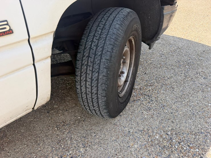 2001-dodge-ram-1500-image-8