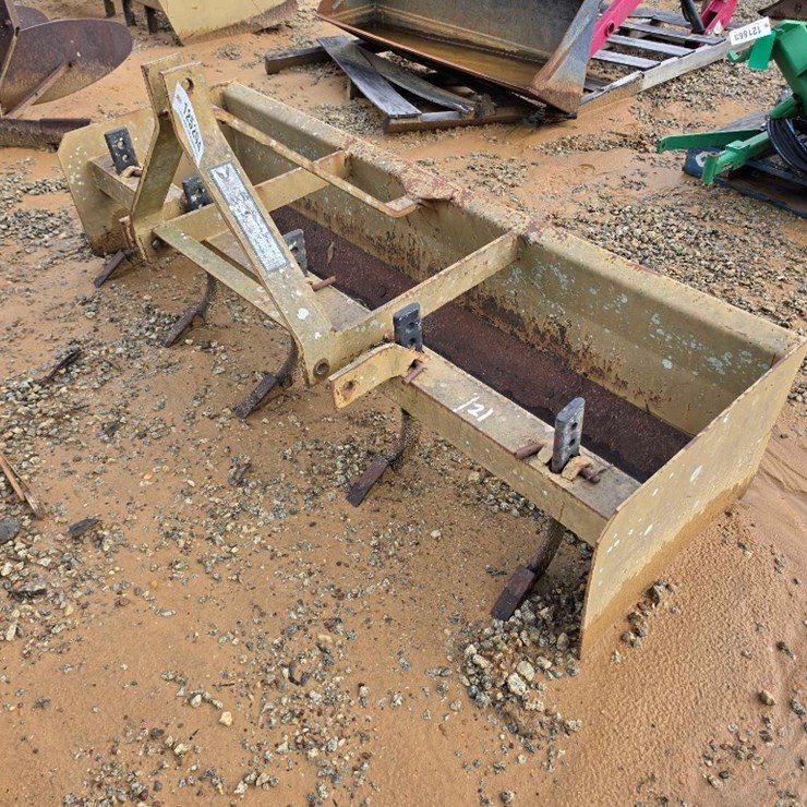 121 - 6' BOX BLADE WITH SHANKS