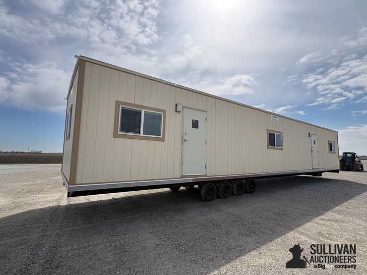 2023-satellite-60'x13'-quad/a-mobile-office-trailer-image-4
