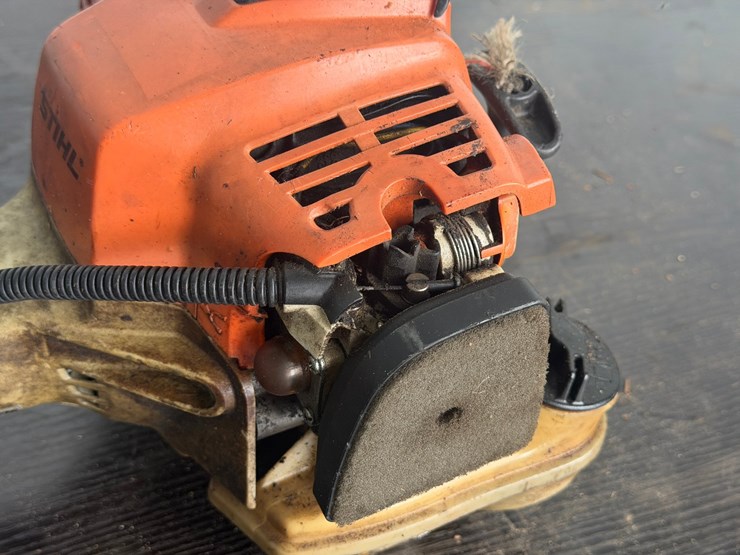 #6077-•-stihl-hl94-2.5'-hedge-trimmer-image-4
