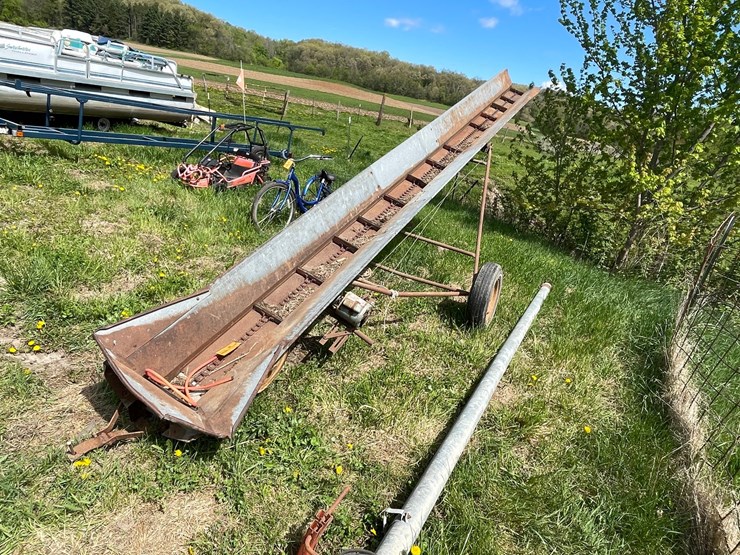 #2107-•-little-giant-20'-elevator-image-1