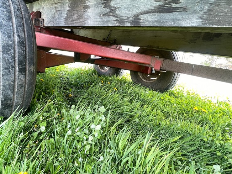 #3296-•-h&s-7-+-4-twin-auger-chopper-box-image-25
