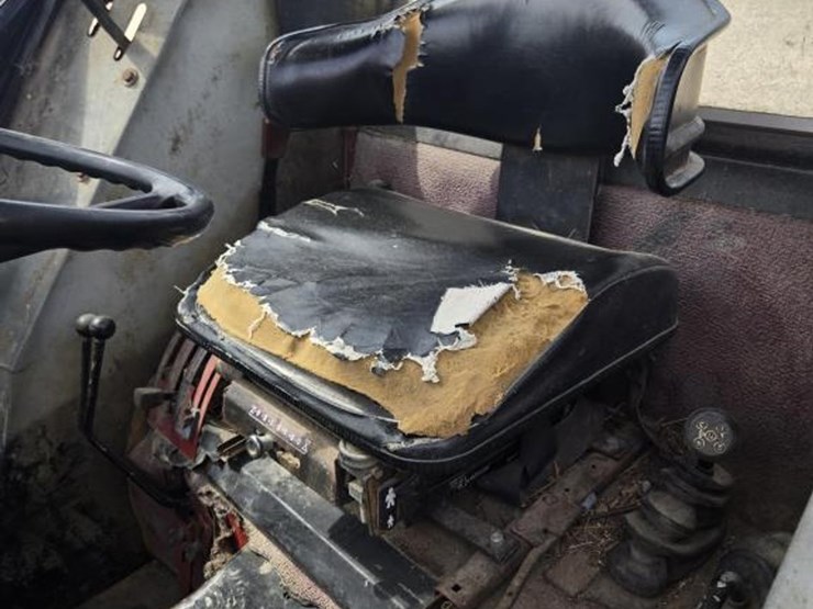 case-ih-585-image-21