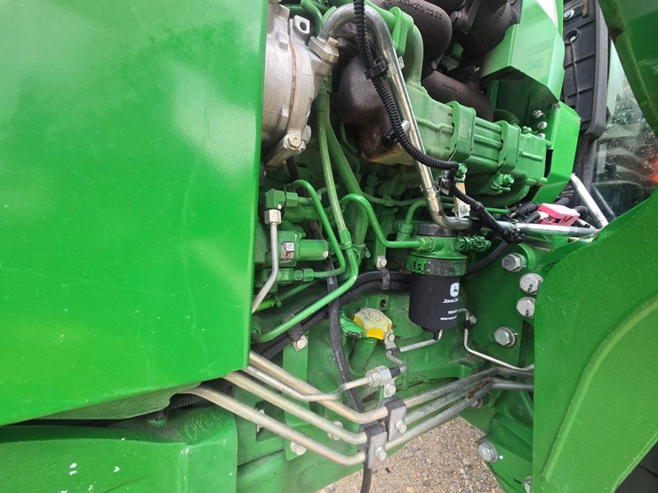john-deere-6105d-image-21