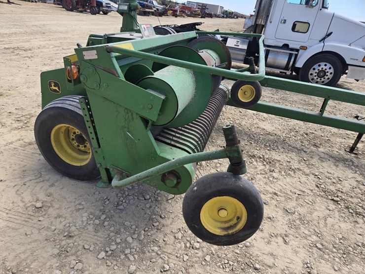 john-deere-3975-image-16