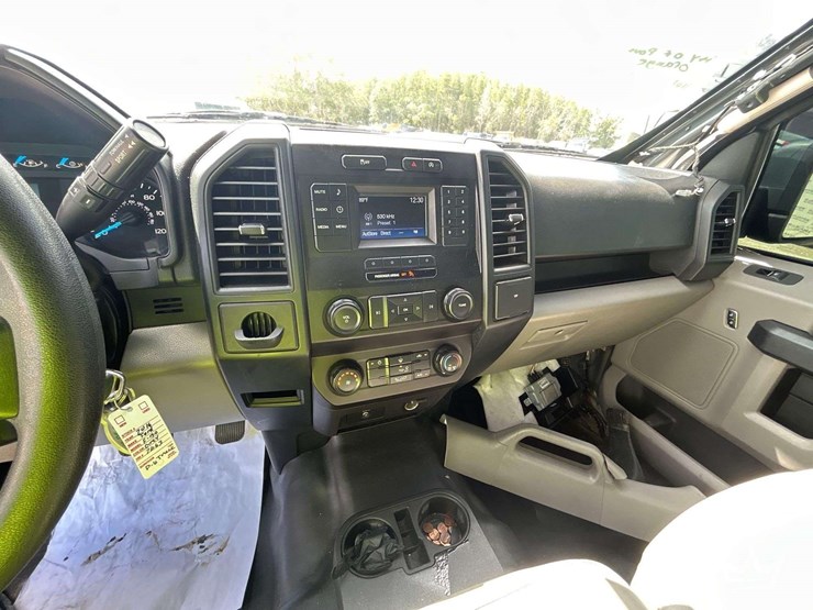 2016-ford-f150-image-17