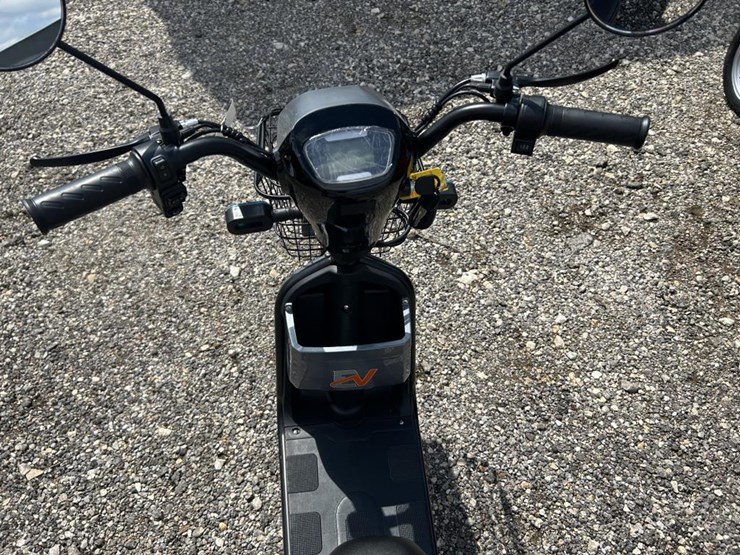 #10-•-electric-bike-(irev)---grey-image-7