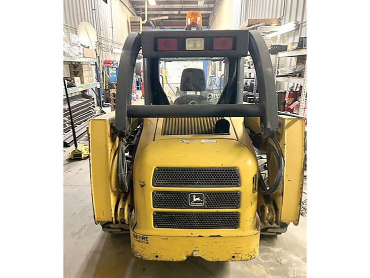 2000-john-deere-250-image-4