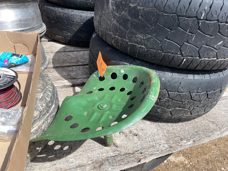 #2162-•-vintage-tractor-seat-image-4
