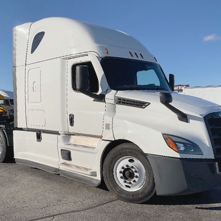 2022 FREIGHTLINER CASCADIA 126