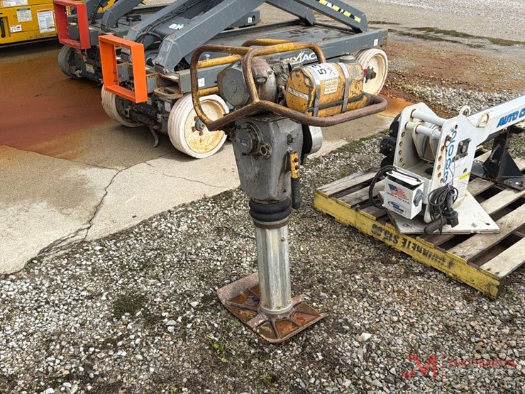 koehring-jumping-jack-tamp-image-3