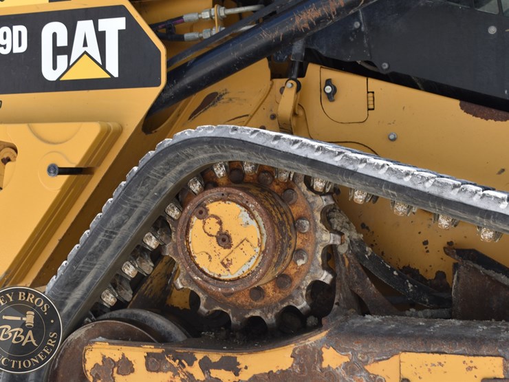 2019-caterpillar-259d-image-34