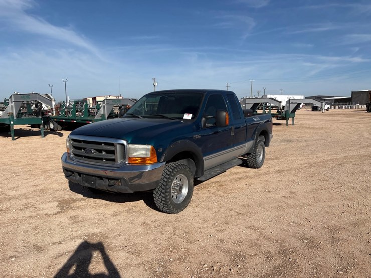 2000-ford-2000-image-1