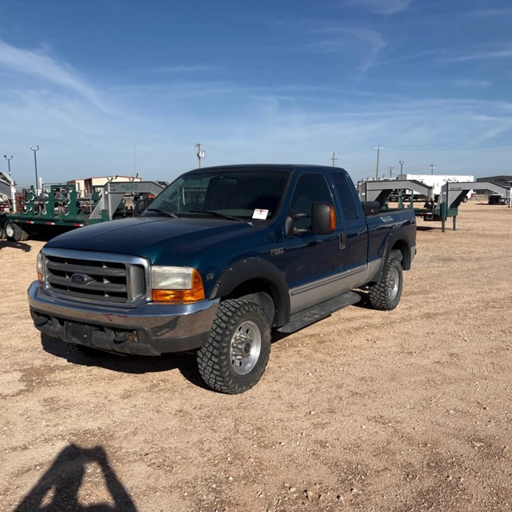 2000 FORD 2000