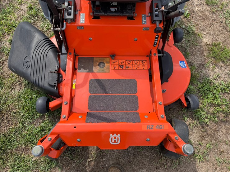 #6005-•-husqvarna-46"-rz46i-zero-turn-lawnmower-image-10