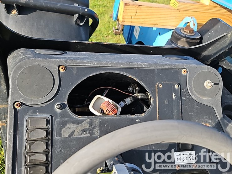 2018-genie-gth636-image-24
