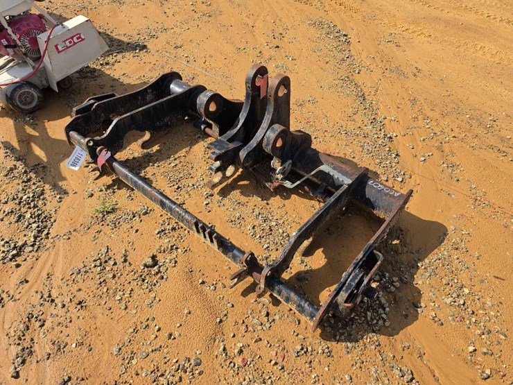 123---jcb-load-all-quick-attach-carriage-image-3