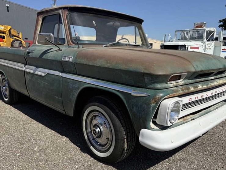 1965-chevrolet-c10-image-3
