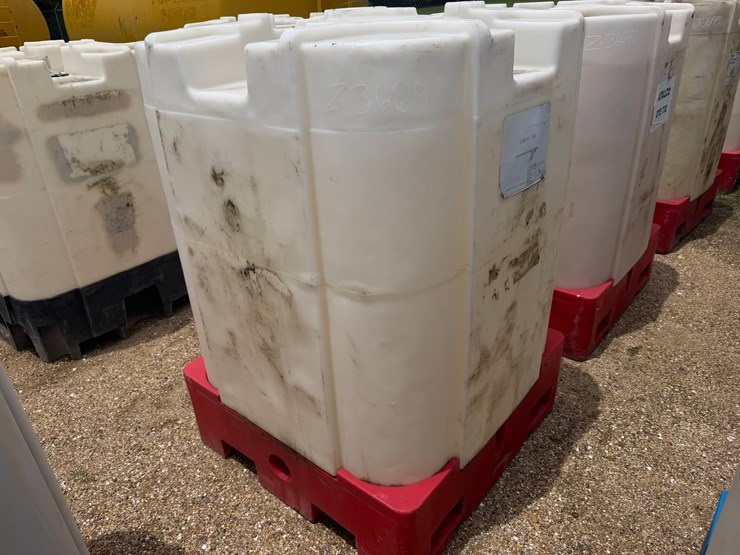 #1642-•-330-gallon-plastic-storage-oil-tank-image-1