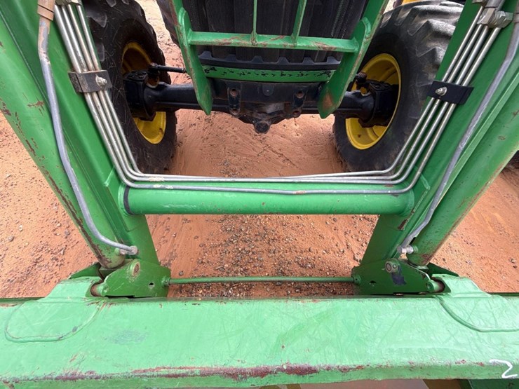 john-deere-5205-image-11