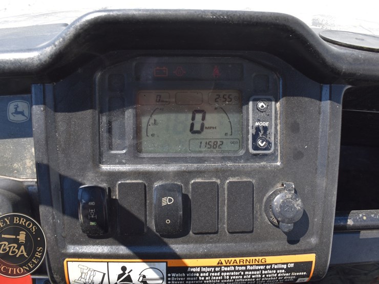 2014-john-deere-gator-xuv-855d-s4-image-18