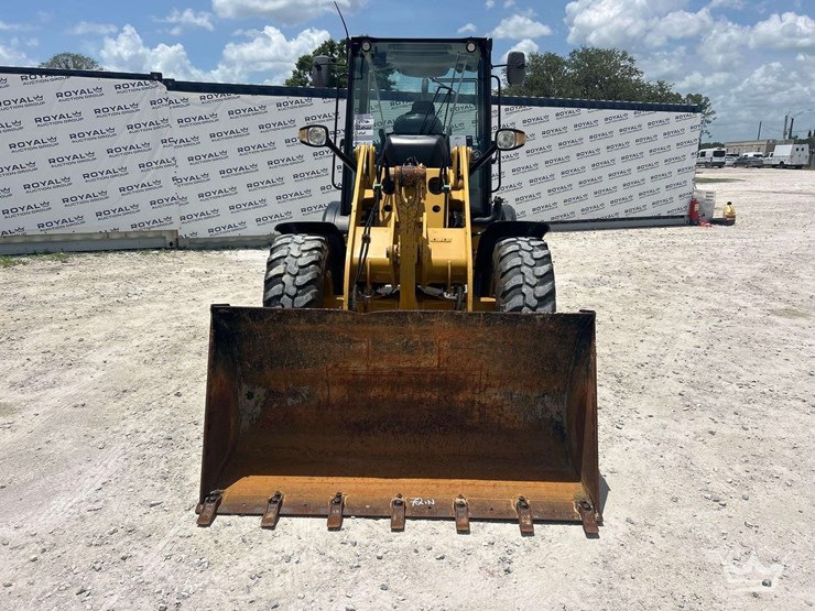 2018-caterpillar-908m-image-27