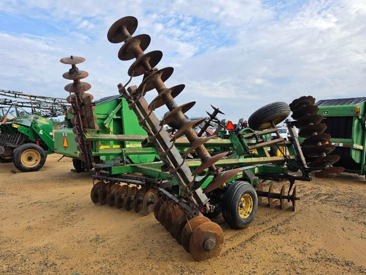 john-deere-630-image-3