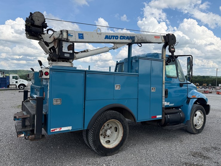 2007-international-durastar-4200-image-3