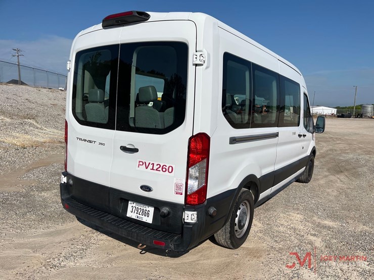 2019-ford-transit-image-2