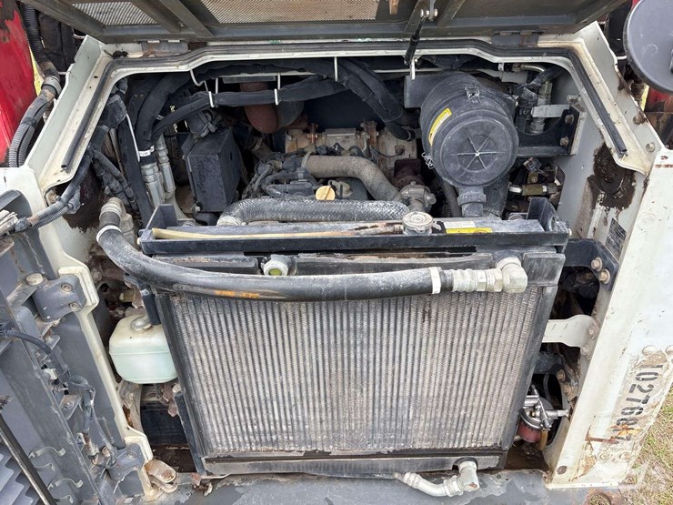 takeuchi-tl10v2-image-15