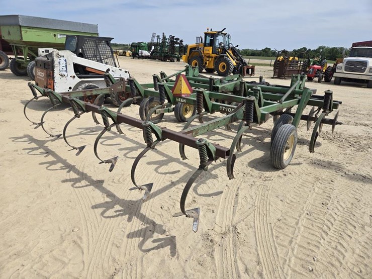 john-deere-1710a-image-8