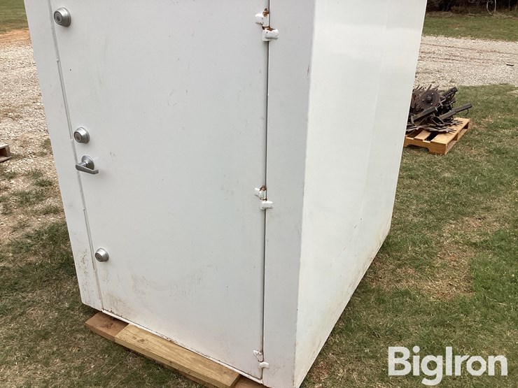 above-ground-storm-shelter-image-12