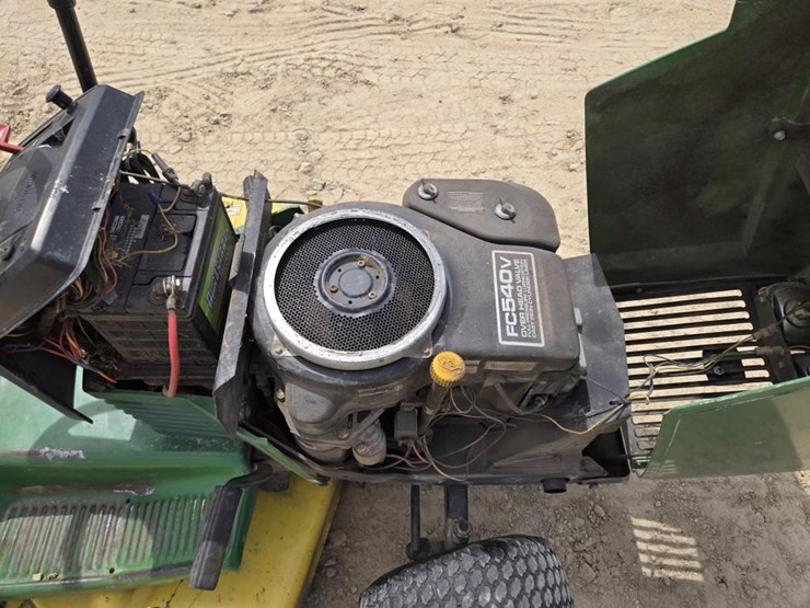 john-deere-180-image-6