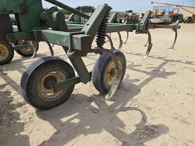 john-deere-1710a-image-5