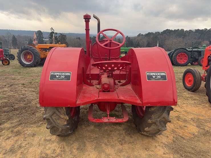 mccormick-deering-w-30-image-4