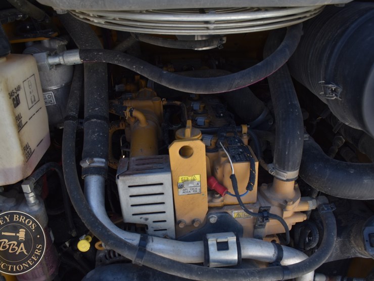 2019-caterpillar-259d-image-28