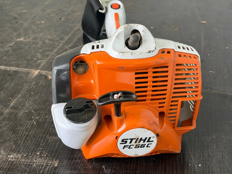 #6022-•-stihl-fc56-edger-image-4