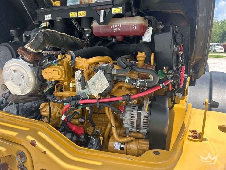 2018-caterpillar-908m-image-8