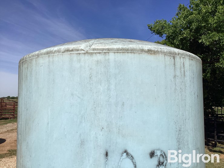 3,000-gal-storage-tank-image-9