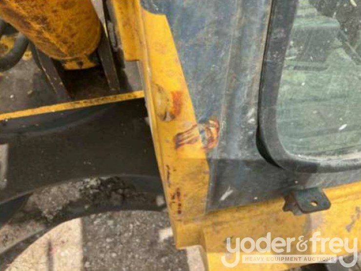 2017-komatsu-pc210-lc-11-image-26