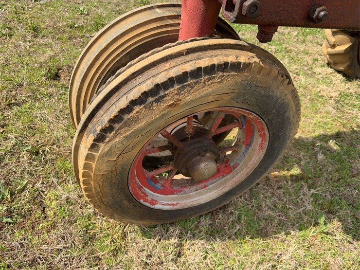 farmall-f-20-image-9