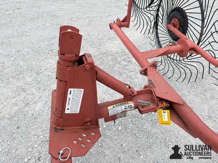 m&w-3pwr-5-wheel-3-pt-rake-image-10