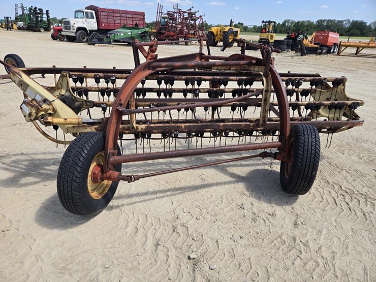 new-holland-259-image-6