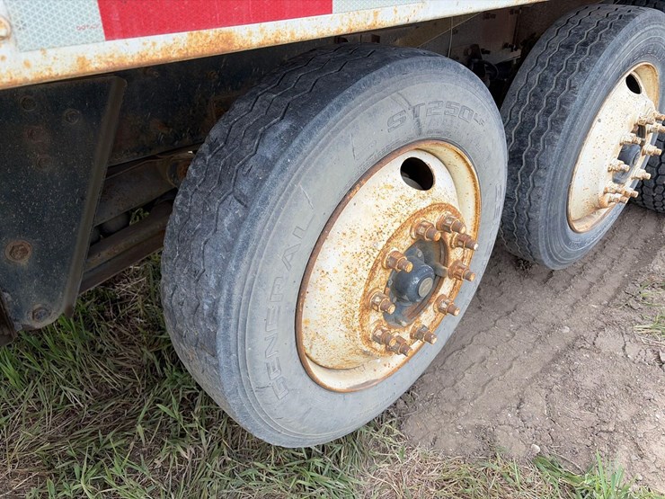 2001-mack-cement-truck-image-43
