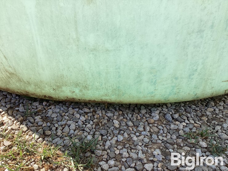3,000-gal-storage-tank-image-19