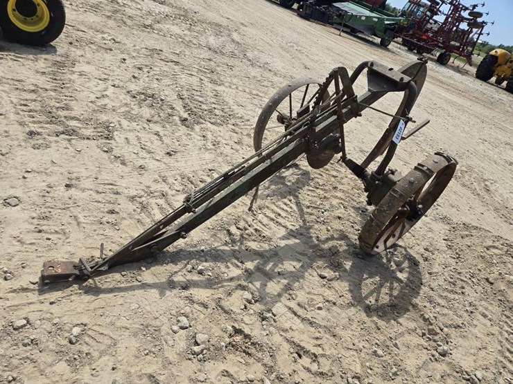 john-deere-15-image-1