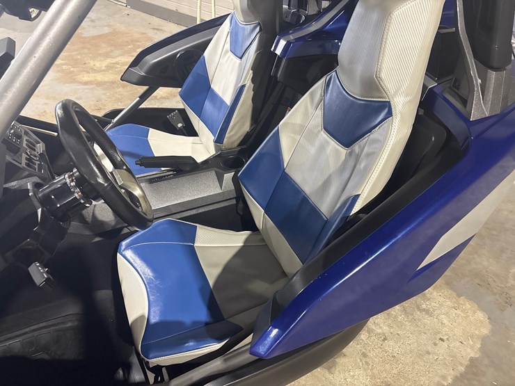 #23985-•-2016-polaris-slingshot-image-6